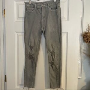 Bullhead grey distressed high rise crop skinny jeans